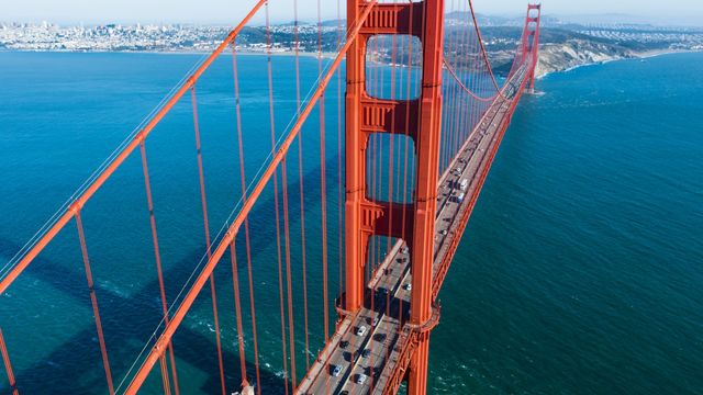 Luna De Jong, Digital Print on Aluminium, Golden Gate Traffic, 2015