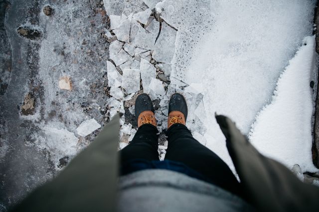 Luna De Jong, Canon 5D C-Print on Dibond, Standing on Ice, 2012