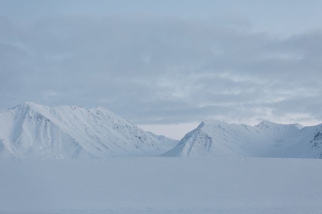 Luna De Jong, Canon 5D C-Print on Dibond, Ice Everywhere, 2012