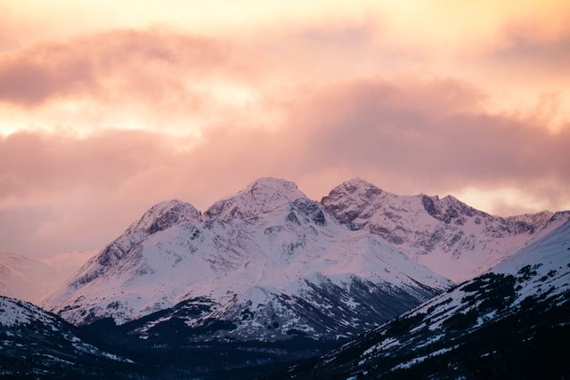 Luna De Jong, Canon 5D C-Print on Dibond, Mountains RIsing, 2012