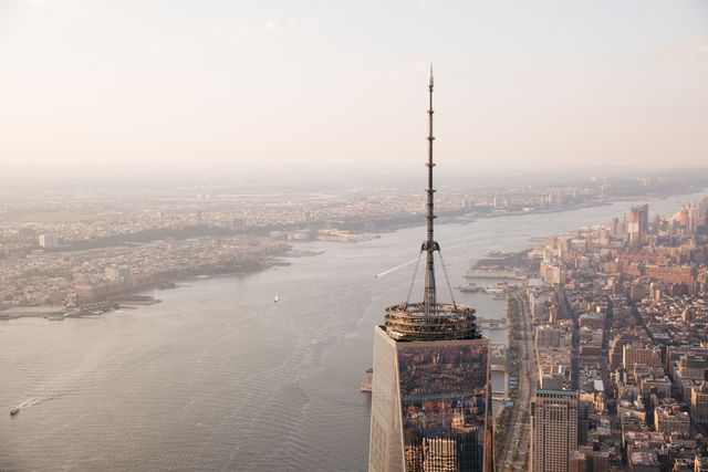 Luna De Jong, Canon 5D on archival paper, Manhattan Birds Eye, 2015